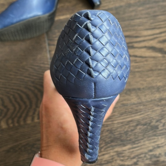 Elliot Lucca Peep-toe Pump - Picture 4 of 9